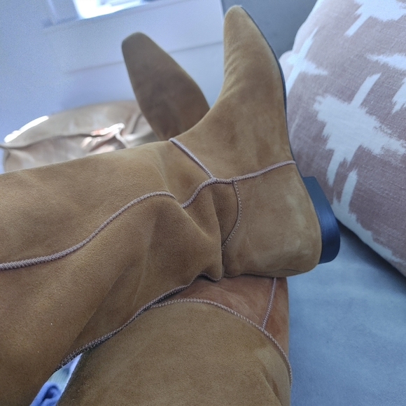 Manolo Blahnik Tan Suede & Fur Boots 6 - Picture 11 of 12
